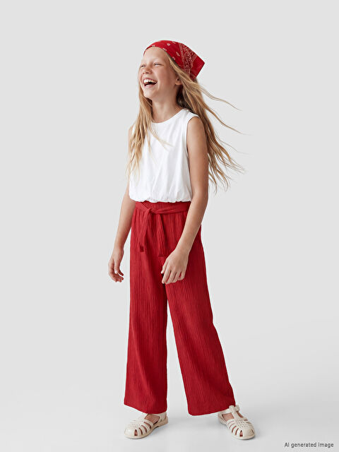 LCW Kids Dokulu Geniş Paça Kız Çocuk Pantolon