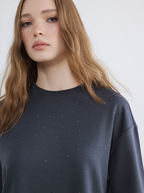 LCW Modest Taşlı Soft Touch Kadın Tişört