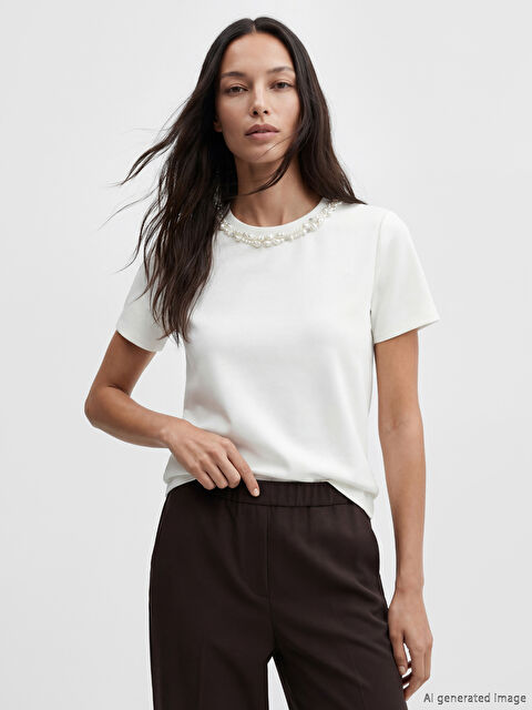 LCW EVERYDAY Bisiklet Yaka Taşlı Soft Touch Kadın Tişört