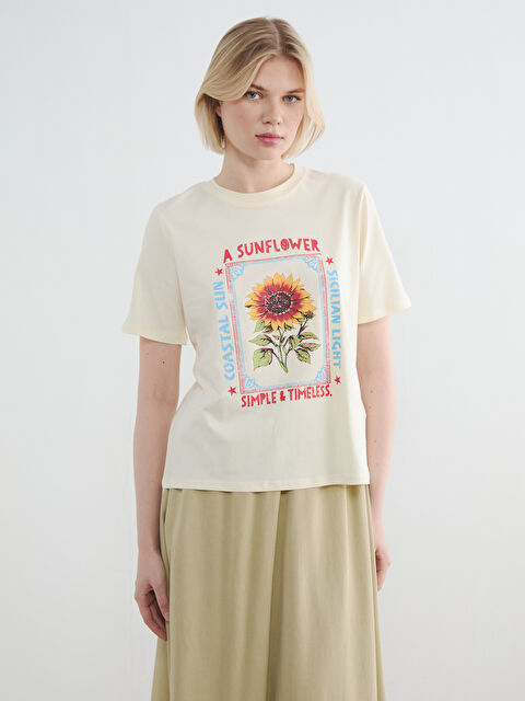 LCW Vision Bisiklet Yaka Baskılı Kadın Tişört