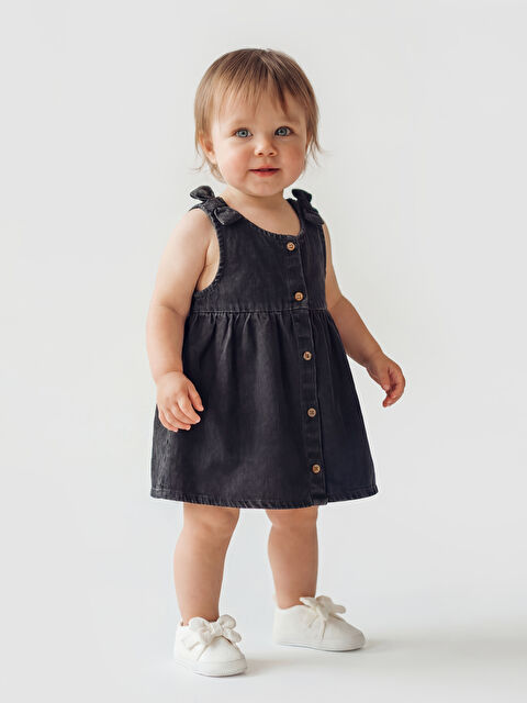 LCW baby Fiyonk Detaylı Kız Bebek Jean Elbise