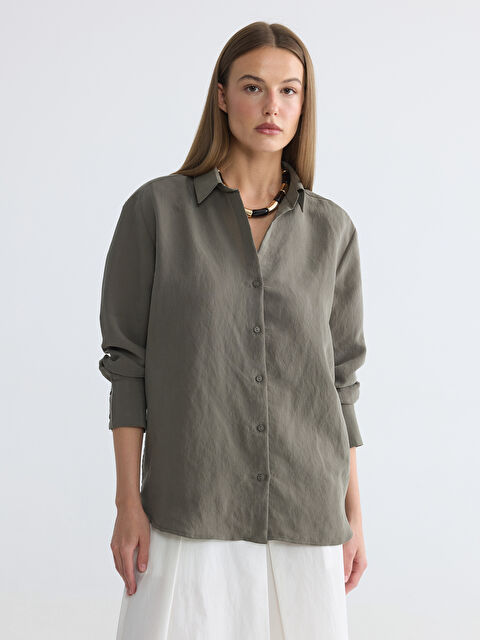 LCWAIKIKI Classic Çizgili Kadın Gömlek