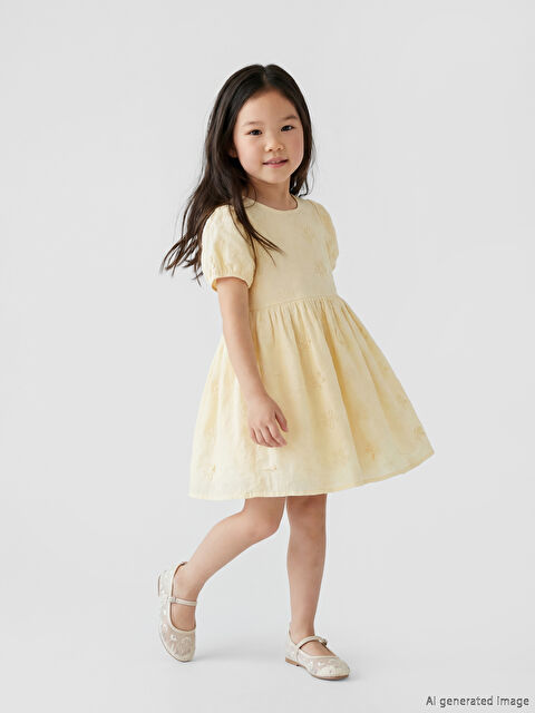 LCW Kids Bisiklet Yaka Çiçek Nakışlı Kız Çocuk Saten Elbise