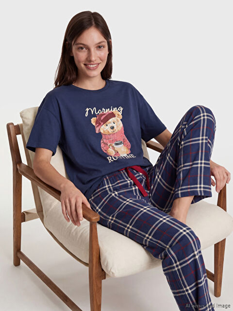 LCW DREAM Bisiklet Yaka Baskılı Kadın Pijama Takımı - S6P909Z8-LN6