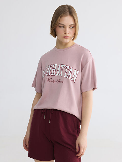 XSIDE Bisiklet Yaka Manhattan Baskılı Kadın Tişört