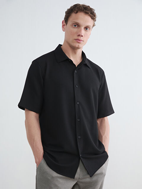 LCW Vision Regular Fit Erkek Dokulu Gömlek