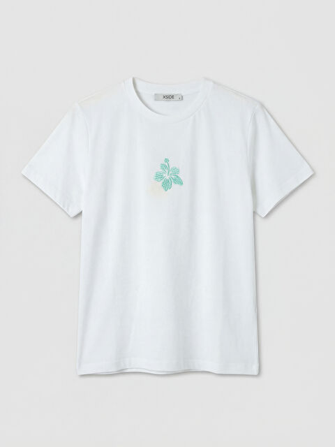 XSIDE Bisiklet Yaka Nakışlı Kadın Tişört