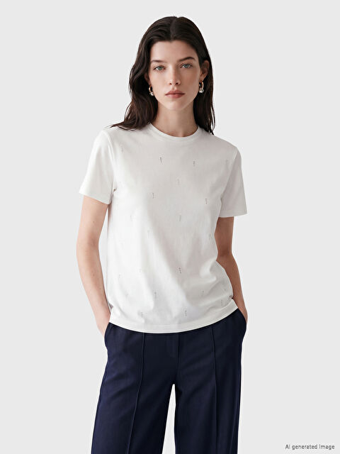 LCW Comfort Taşlı Soft Touch Kadın Tişört