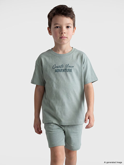 LCW Kids Baskılı Erkek Çocuk Şortlu Takım