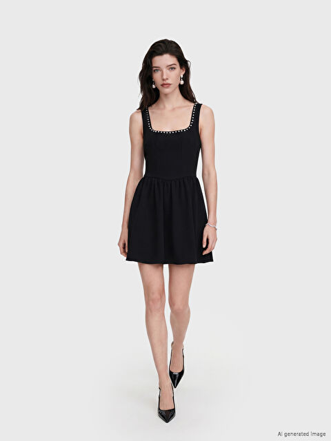 LCW Comfort Kare Yaka Taşlı Mini Elbise