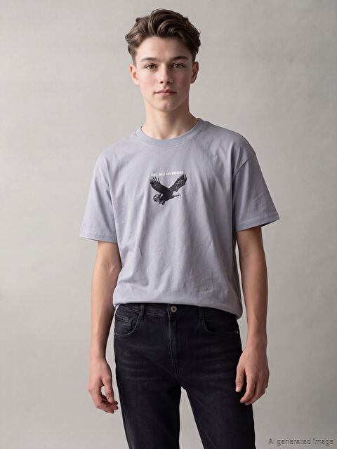 LCW Kids Kısa Kollu Bisiklet Yaka Baskılı Erkek Çocuk Tişört