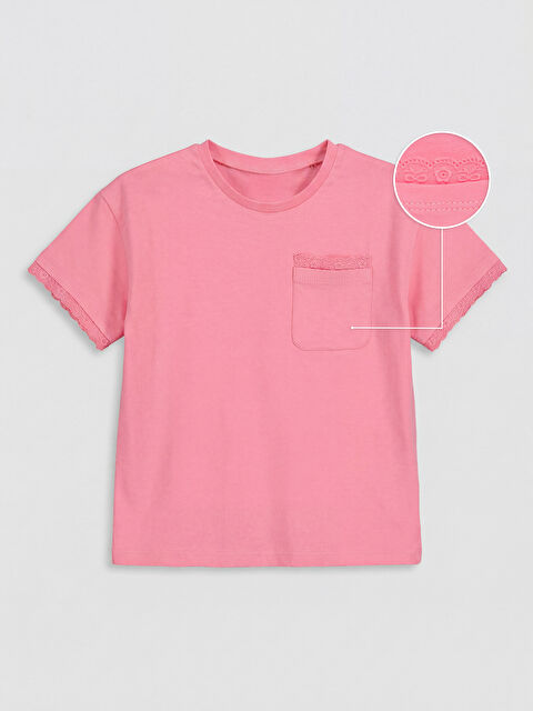 LCW Kids Bisiklet Yaka Dantel Detaylı Kız Çocuk Tişört