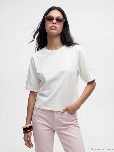 LCW Vision Bisiklet Yaka Kadın Tişört