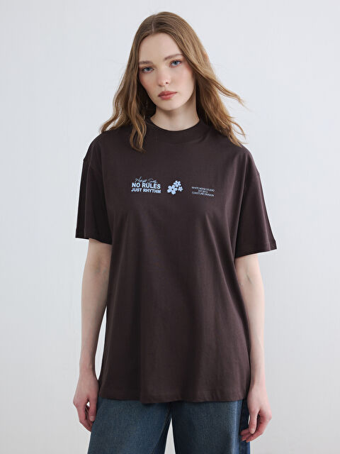 LCW Modest Bisiklet Yaka Baskılı Kadın Tişört