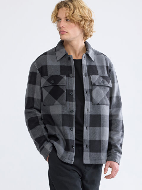 XSIDE ئۆڤەرشێرت ڕه‌ش پیاو - W60931Z8-LKX