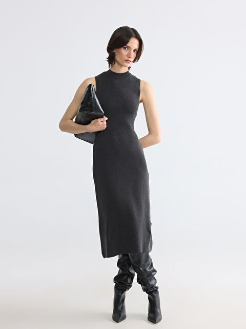 LCWAIKIKI Classic Bisiklet Yaka Bodycon Triko Elbise