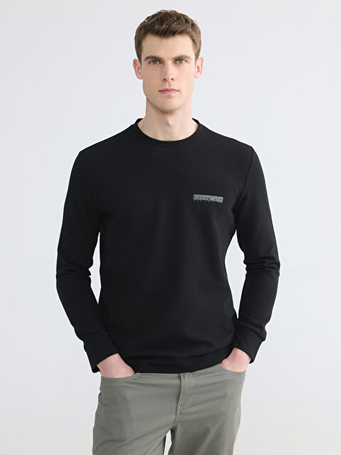LCWAIKIKI Classic Bisiklet Yaka Baskılı Erkek Sweatshirt