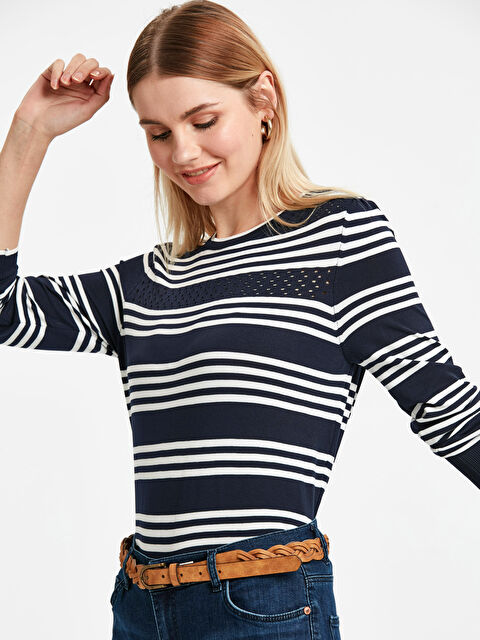 LCWAIKIKI Classic Crew Neck Striped Women's Sweater - 8WI797Z8-E1J