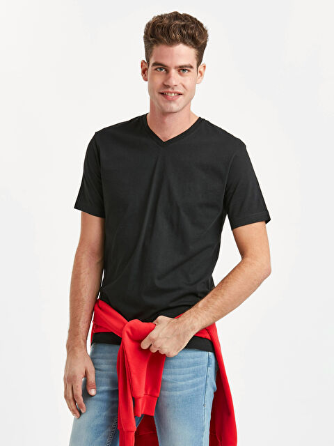 LCWAIKIKI Basic T-shirt Basique en Coton à Manches Courtes et Encolure en V - 9S1596Z8-CVL