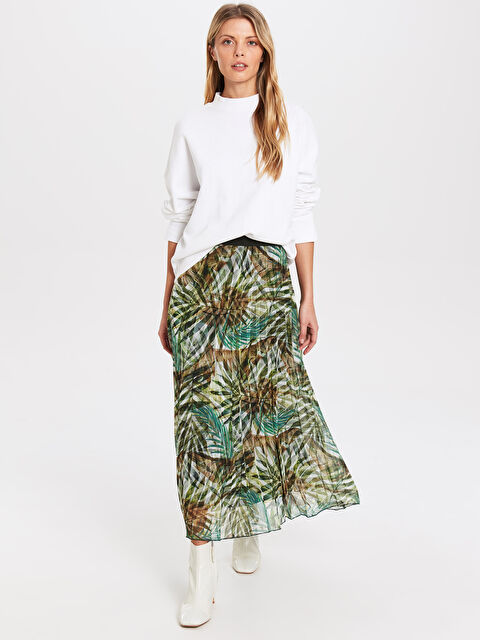 LCWAIKIKI Classic جيبة شيفون واسعة للسيدات - 0SH243Z8-LRR