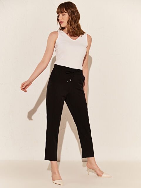 LCWAIKIKI Basic Mom Fit Women's Trousers - 0SJ398Z8-CVL