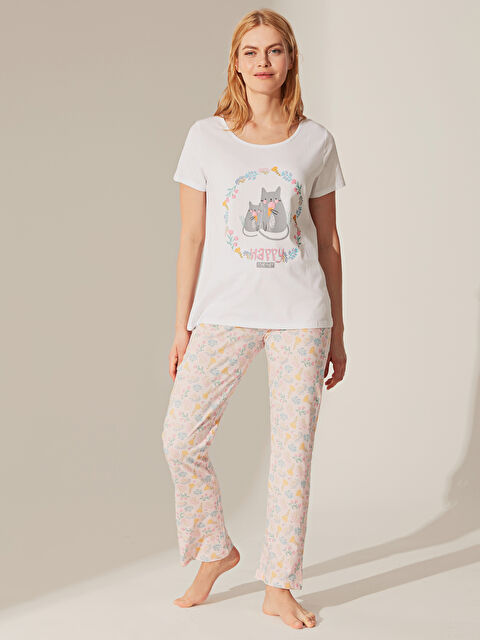 LCW DREAM طقم بيجاما برقبة دائرية وكم قصير للسيدات - 0SL828Z8-LSZ