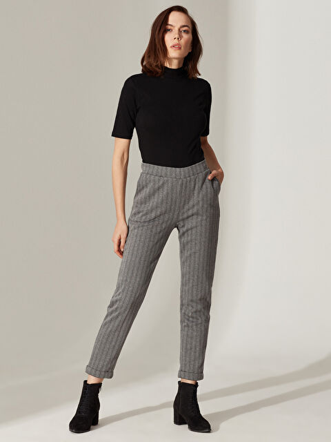 LCWAIKIKI Basic Elastic Waist Striped Women's Trousers - 0SN481Z8-LFZ
