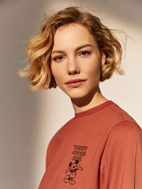 LCW Modest Mickey Mouse Printed Sweatshirt - 0SO408Z8-DAL