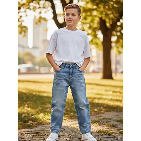 Erkek  Çocuk Boyfriend Mom Fit Standart Paça Jean Pantolon