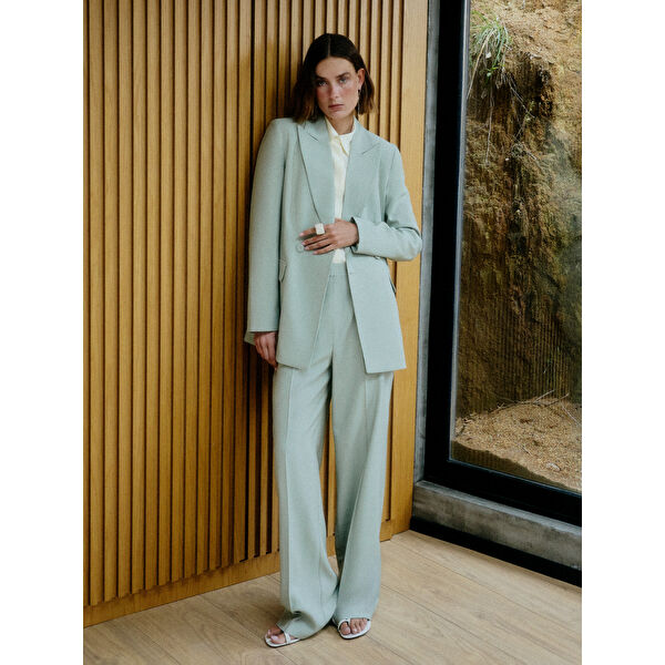 Standart Fit Geniş Paça Kadın Pantolon