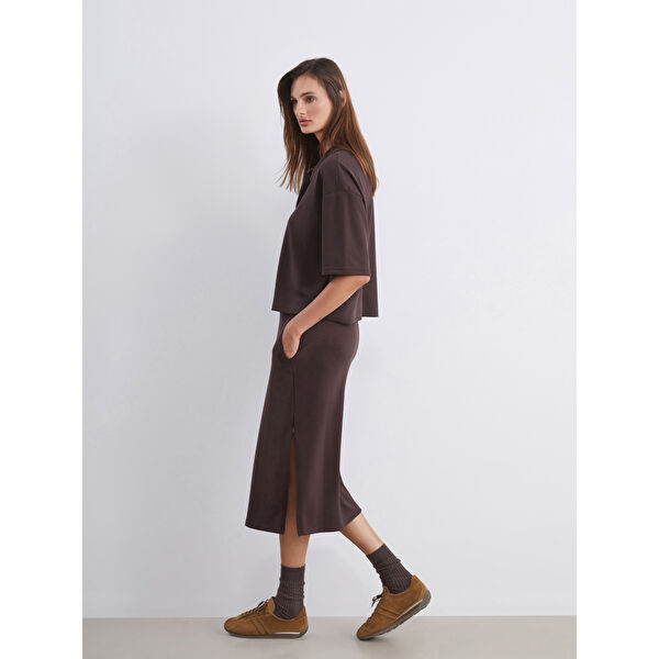 Beli Lastikli Yırtmaçlı Etek