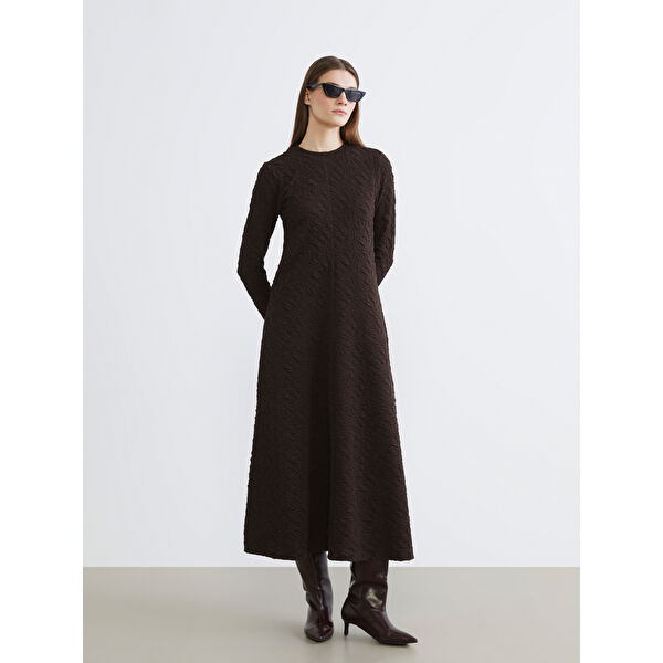 Bisiklet Yaka Dokulu Elbise