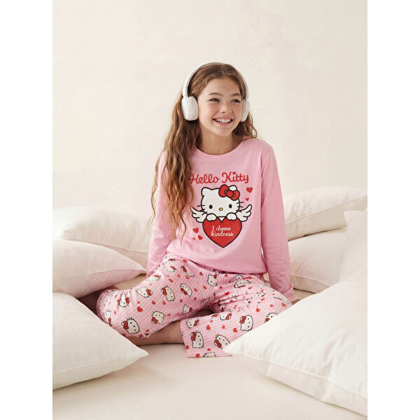Bisiklet Yaka Hello Kitty Baskılı Kız Çocuk Pijama Takımı