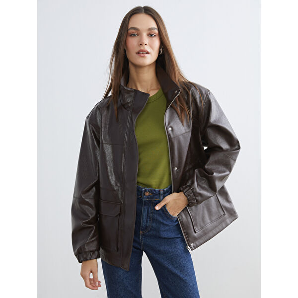 Dik Yaka Kadın Deri Görünümlü Mont