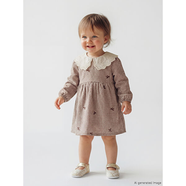 Bebe Yaka Nakışlı Kız Bebek Müslin Elbise