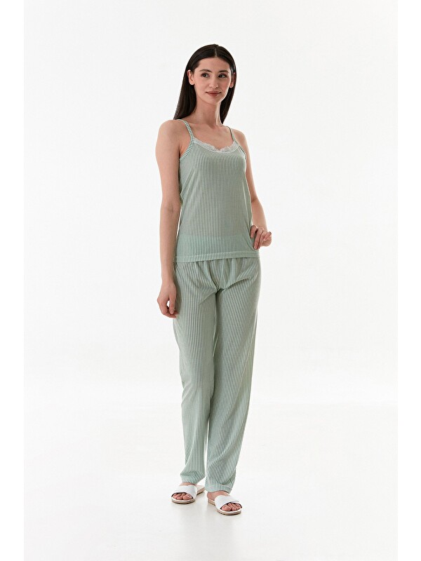Fullamoda İnce Çizgili Askılı Dantelli Pijama Takımı