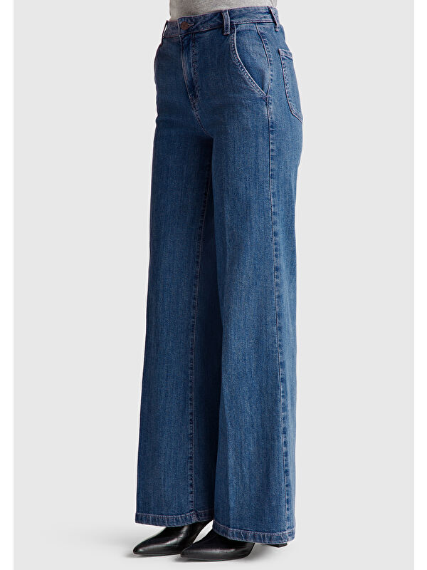 United Colors Of Benetton Kadın Açık Mavi Pamuk Karışımlı Cep Detaylı Geniş Paça Denim Pantolon