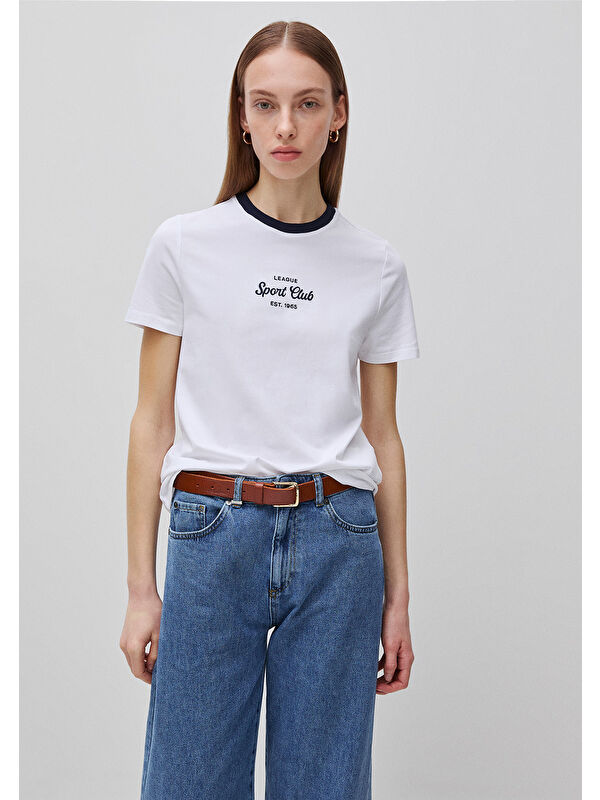 United Colors Of Benetton Kadın Beyaz Pamuk Karışımlı Önü İşlemeli Bisiklet Yaka T-Shirt