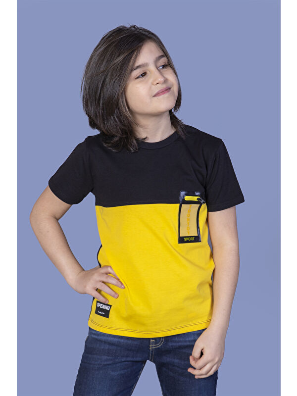 Toontoykids Erkek Çocuk Garnili Cep Aksesuarlı Tişört