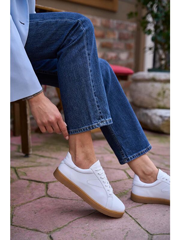 Retro Taban Detaylı Spor Ayakkabı Beyaz - Görsel 4