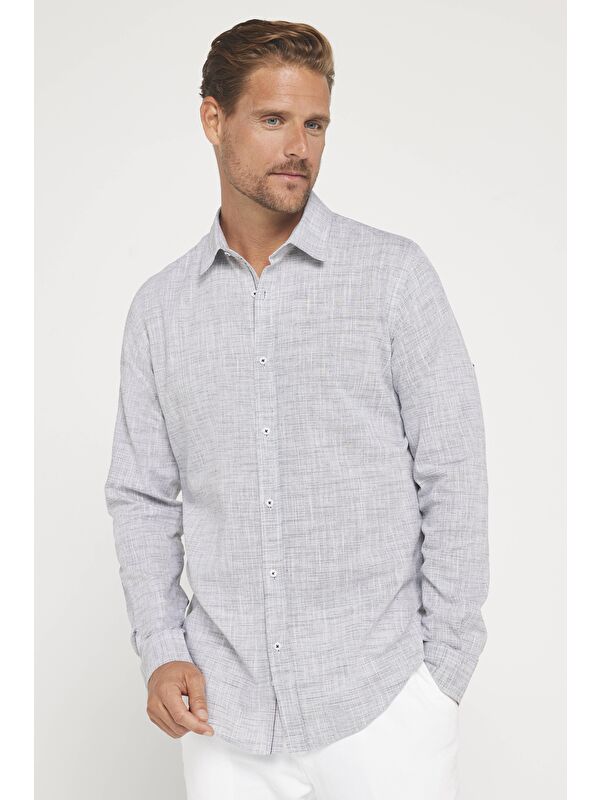 TUDORS Erkek Slim Fit Dar Kesim Uzun Kollu %100 Pamuk Keten Doku Apoletli Lacivert Gömlek