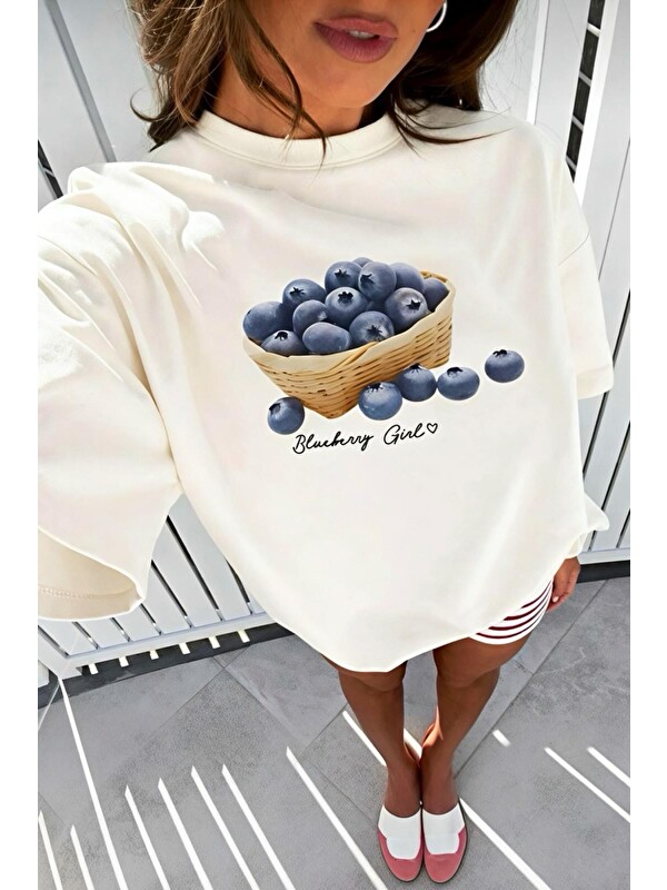 Oksit Blueberry Girl Tasarım Baskılı Pamuklu Oversize Kadın T-Shirt