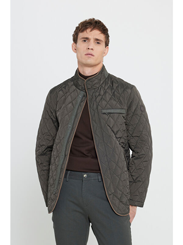 Altınyıldız Classics Erkek Haki Standart Fit Normal Kesim Dik Yaka Desenli Kapitone Overcoat
