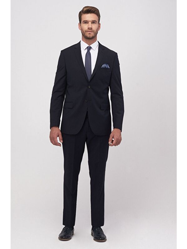 Altınyıldız Classics Erkek Lacivert Slim Fit Dar Kesim Düz Lacivert Su Geçirmez Nano Takım Elbise