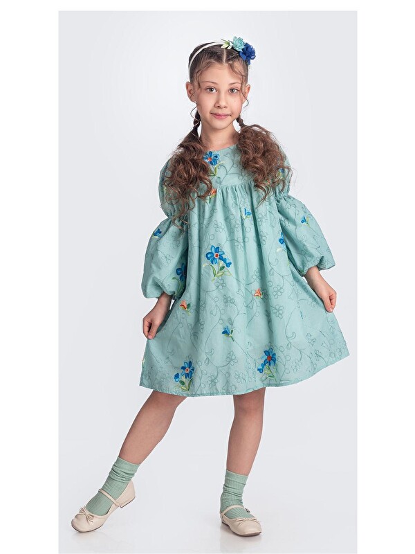 Mnk Baby & Kids Otantik Akdeniz Çiçek NakışKız Çocuk Müslin Elbise M00706