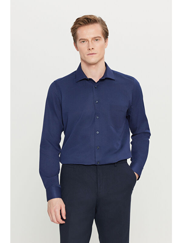 AC&Co / Altınyıldız Classics Erkek Lacivert Pamuklu Tailored Slim Fit Dar Kesim Klasik Yaka Armürlü Cepli Gömlek
