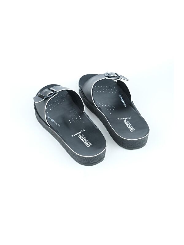 Yazlık Tek Toka Renkli Şerit Kadın Terlik - Görsel 5