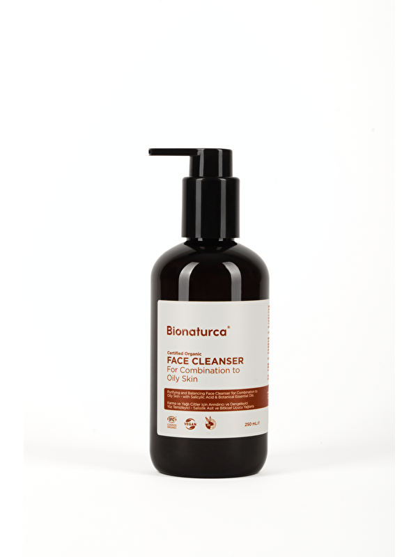Bionaturca Organik Sertifikalı Yağlı Ciltler İçin Arındırıcı Yüz Temizleme Jelii 250 ml -