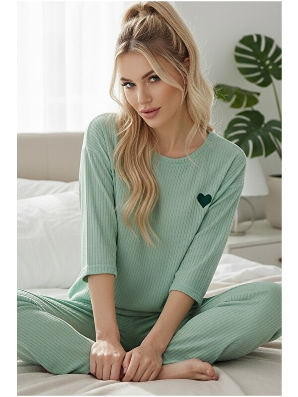 Siyah İnci Soft Touch Ince Örme Nakışlı Pijama Takım