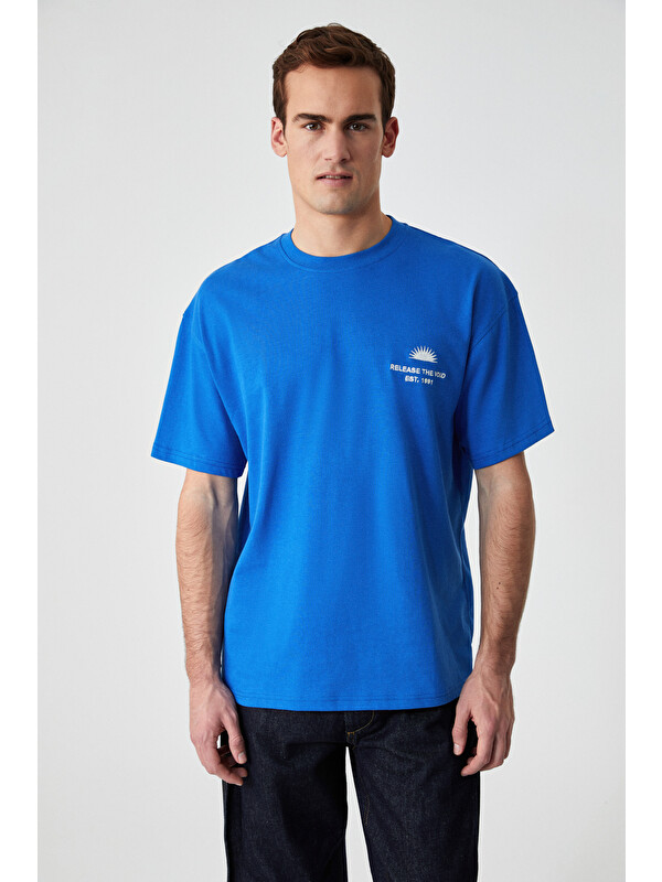 GRIMELANGE KHARY Erkek Nakış Detaylı %100 Organik Pamuk Oversize Bisiklet Yaka SAKS T-Shirt